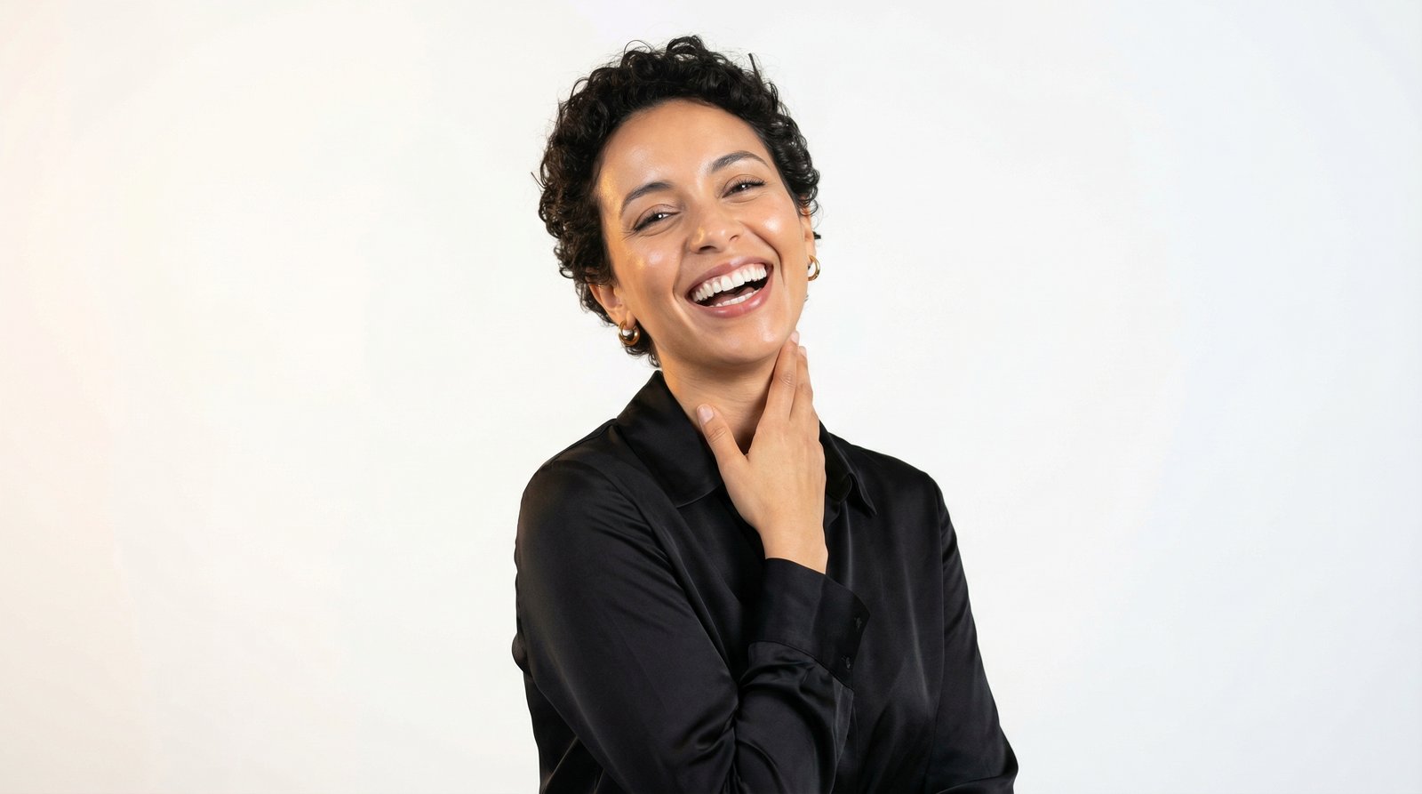 Patiente souriante au Centre dentaire belbakkar, Marrakech